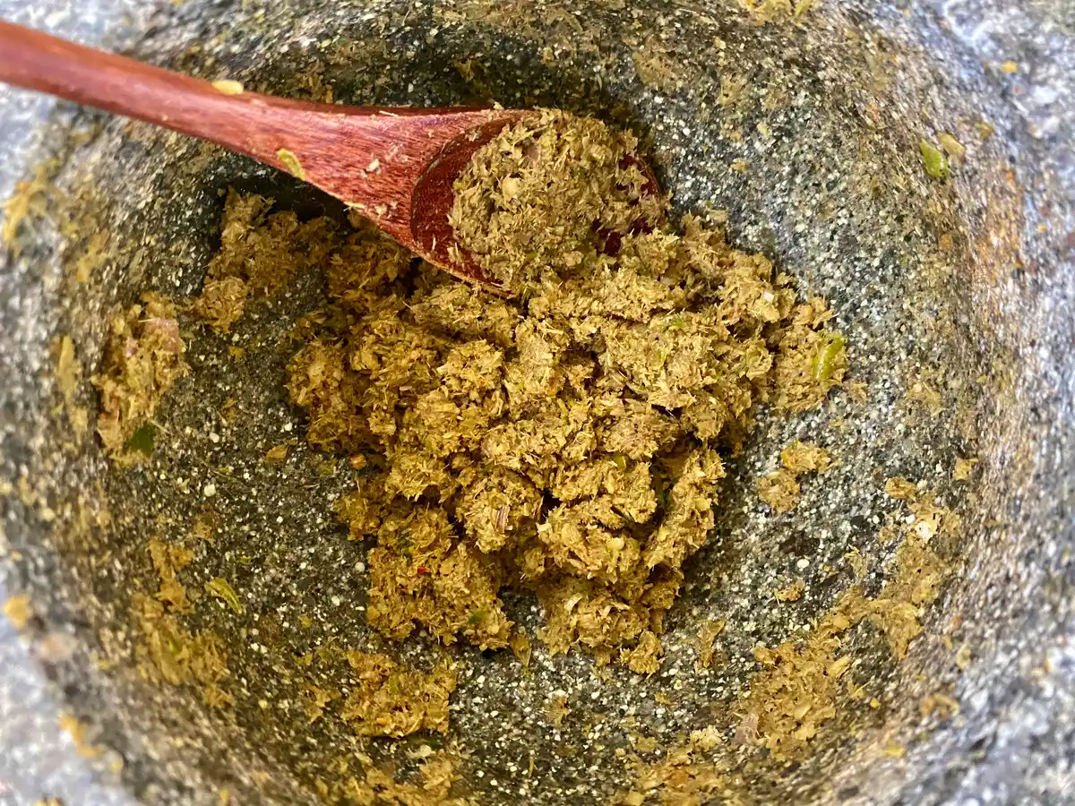 Best Granite Mortar and Pestle: Make Amazing Thai Curry Pastes