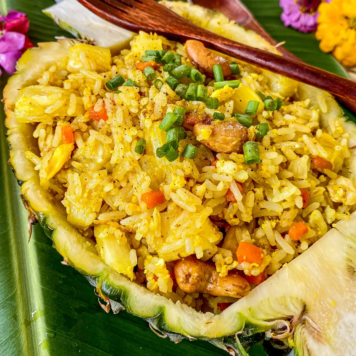 Chicken Pineapple Fried Rice (Khao Pad Sapparod)