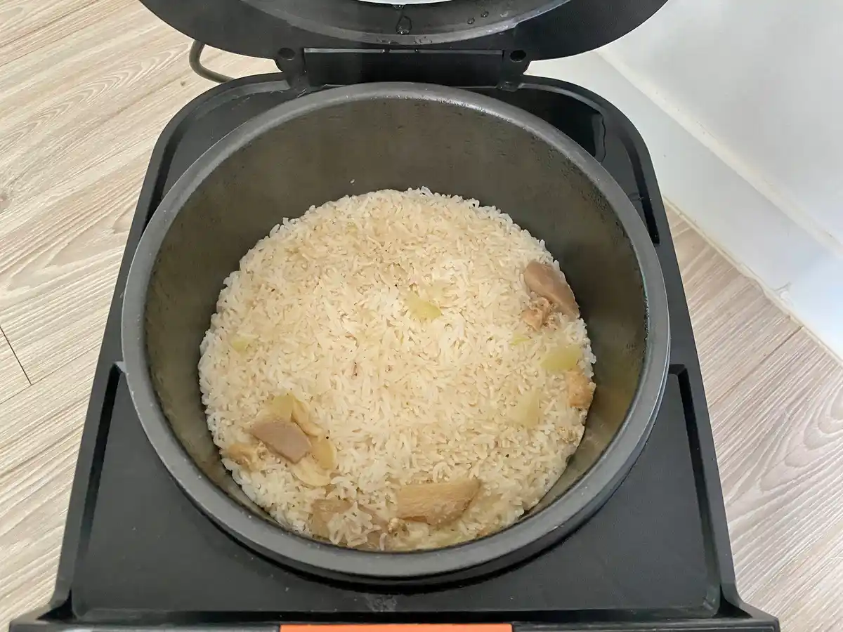 Khao Man Gai Recipe (Thai Chicken Rice) – Hungry in Thailand