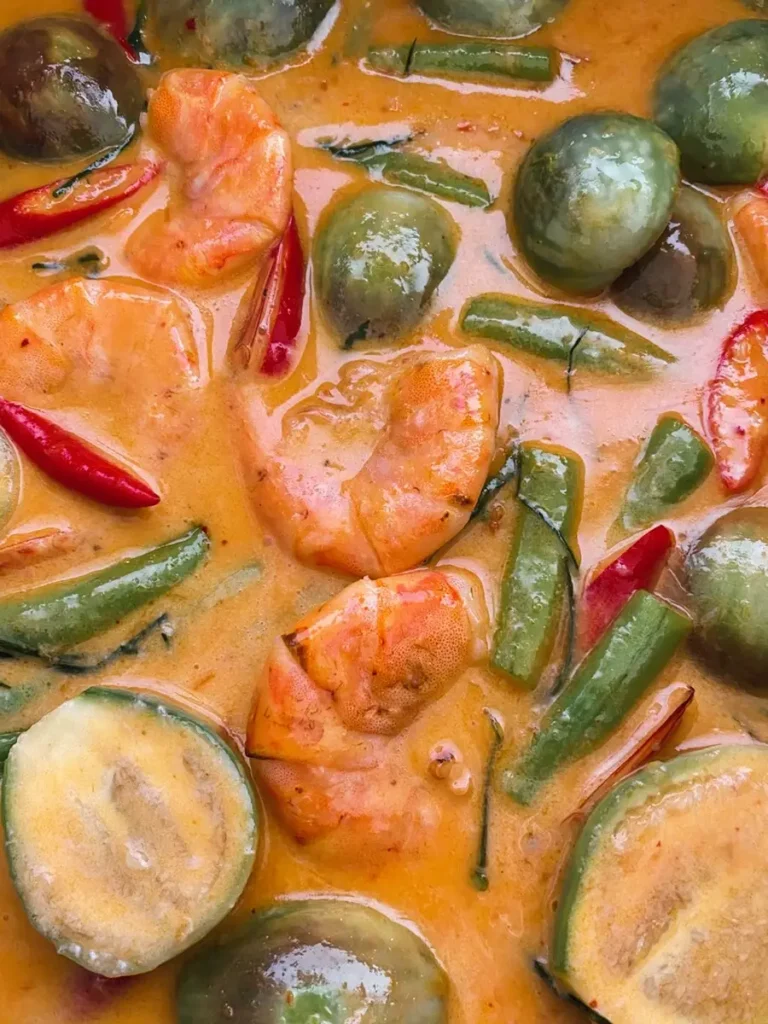 Authentic Thai Red Curry Recipe Gaeng Ped