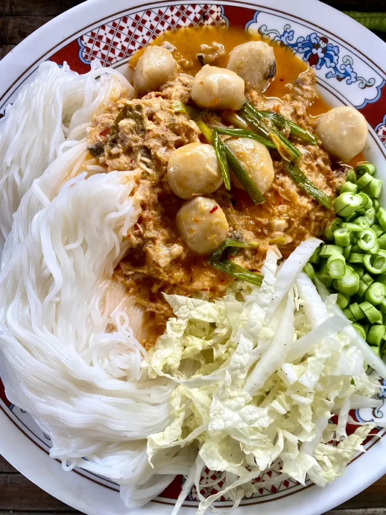 Kanom Jeen Nam Ya (Rice Noodles With Thai Fish Curry)
