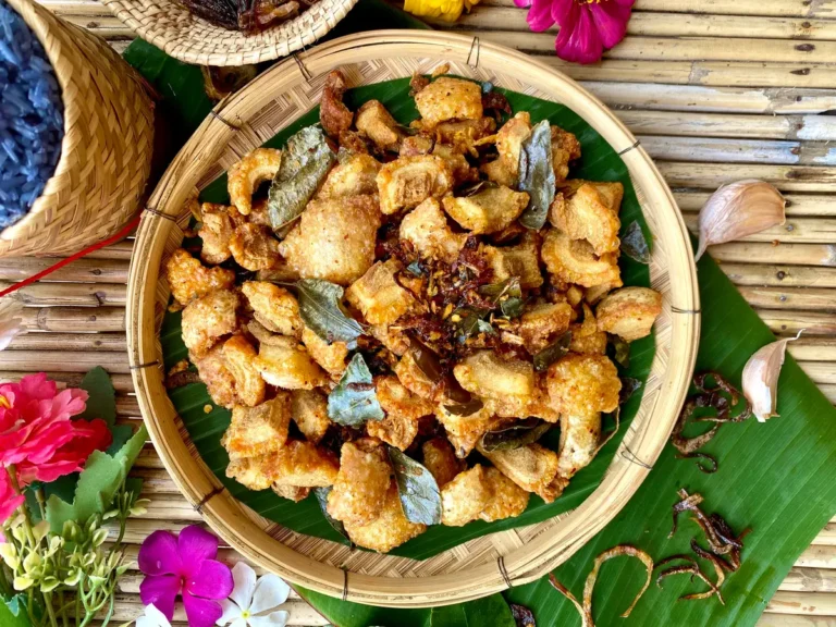 Hot and Spicy Pork Rinds Recipe