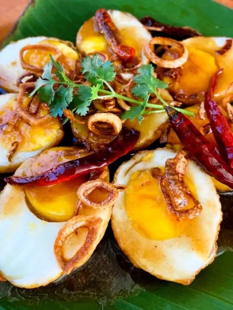 Thai Son-in-Law Eggs Recipe (Kai Look Keuy)