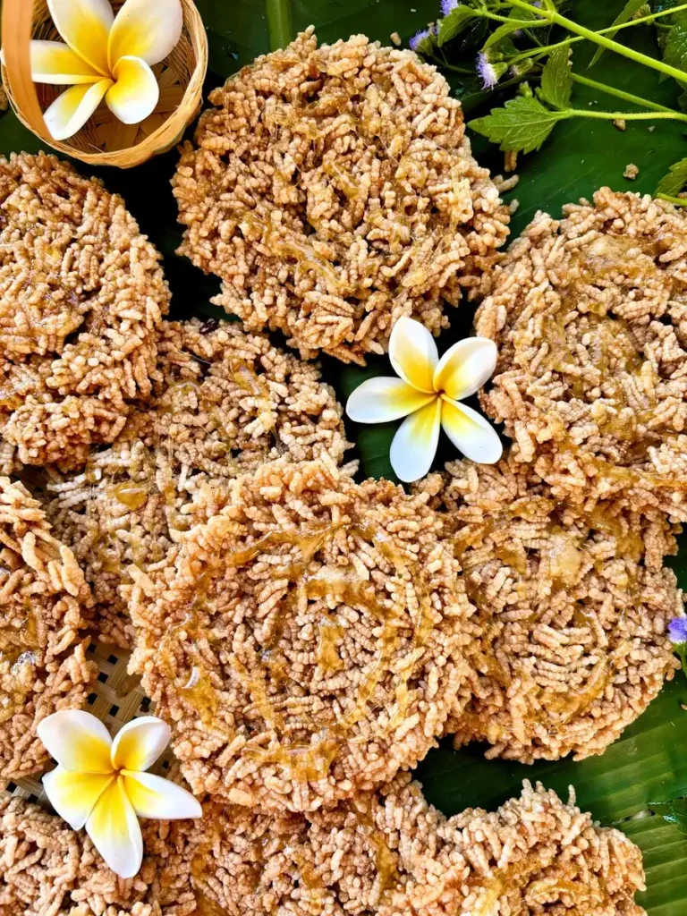 Khao Taen Recipe (Thai Crispy Rice Cakes)
