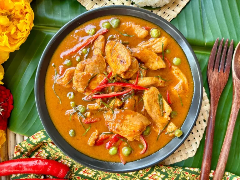 Gaeng Panang Gai (Thai Panang Chicken Curry)