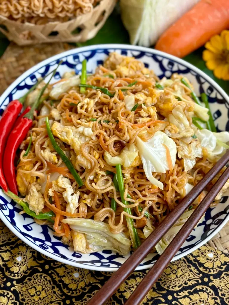 Pad Mama (Thai Instant Noodles Recipe)